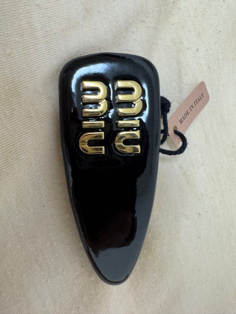 miumiu ミュウミュウ　ヘアピン　黒　バレッタ