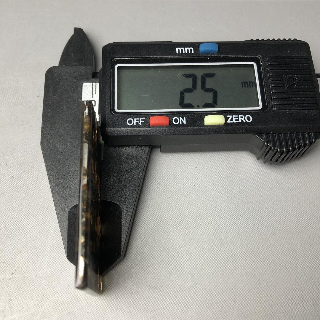 パラサイト隕石 隕石　石鉄隕石　セリコ隕石 美品　重さ約6ｇ　ケース付