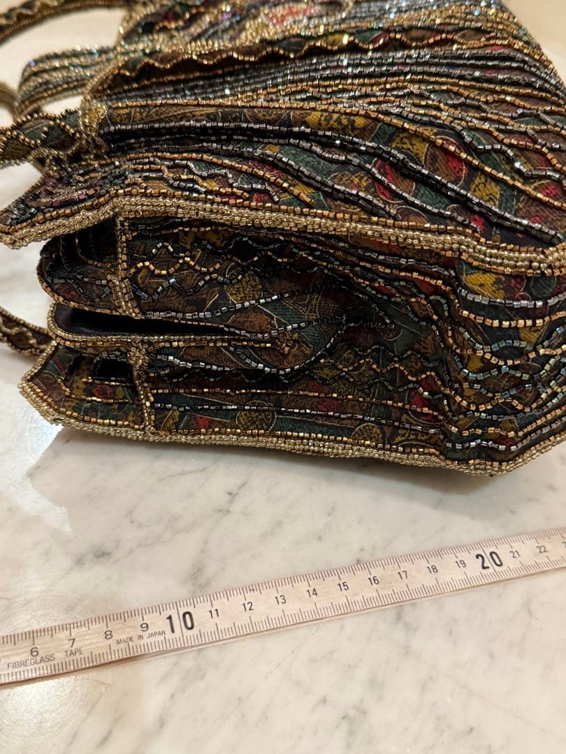 精巧なビーズ刺繍　和装バッグ　新品未使用