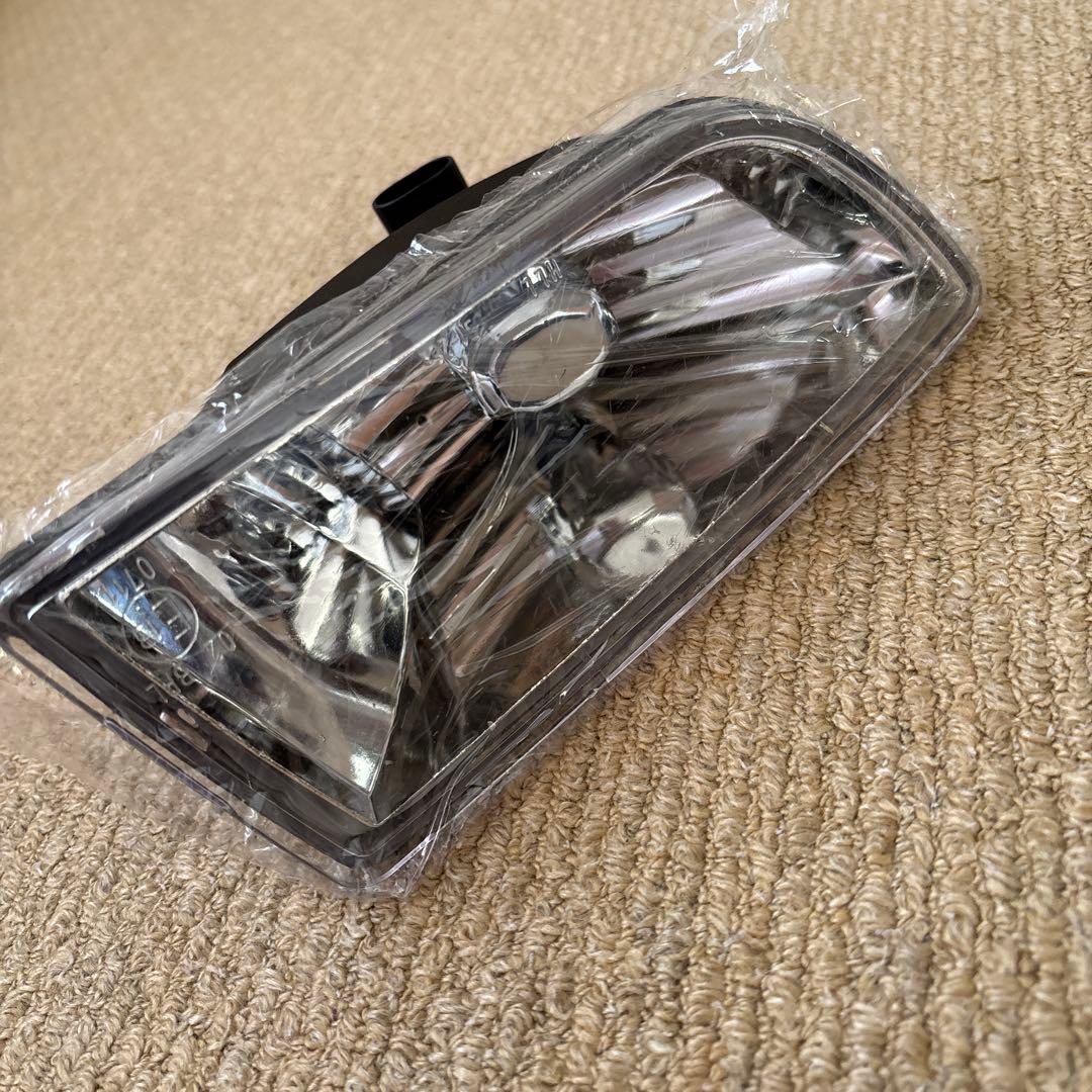 NCP50系サクシード用フォグランプ