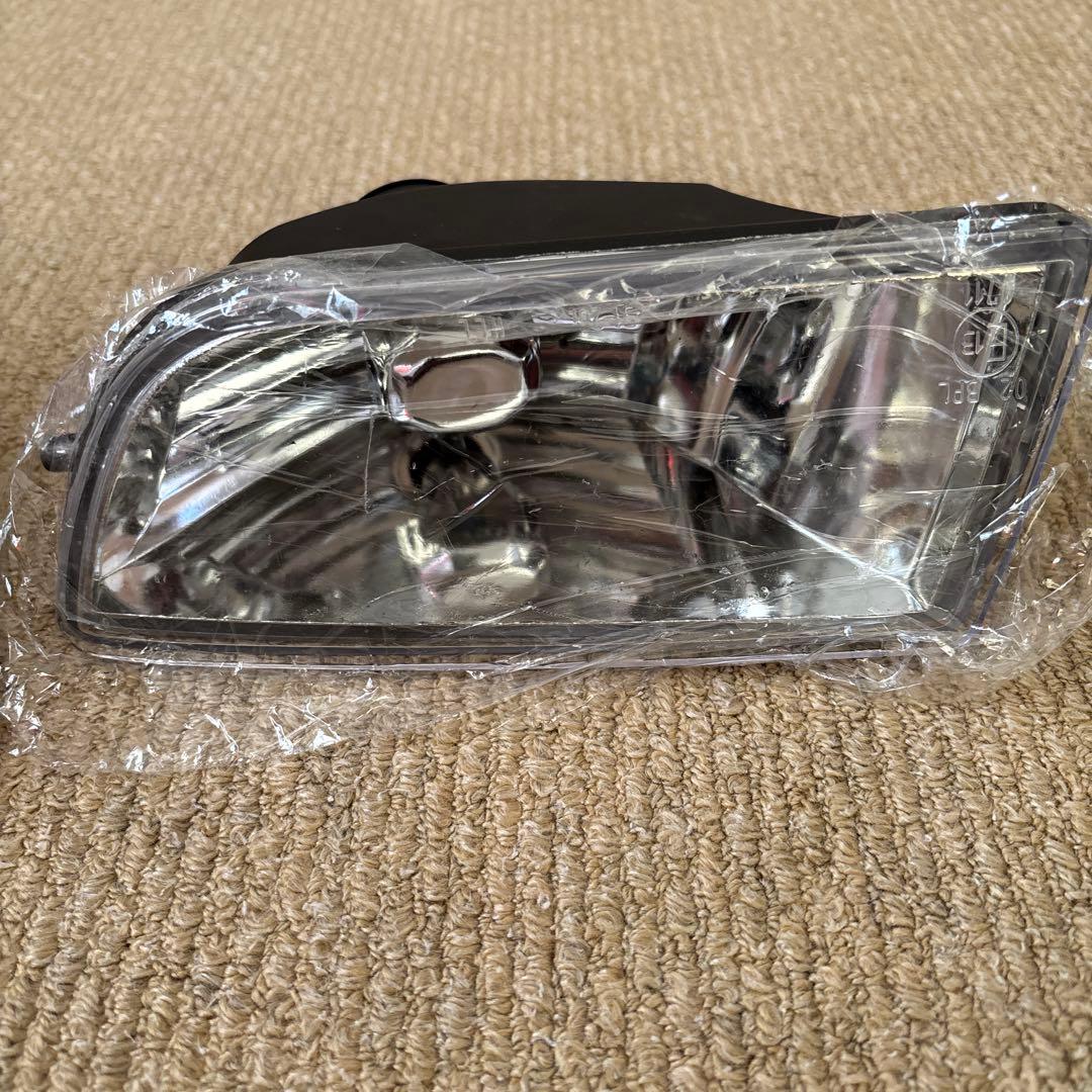 NCP50系サクシード用フォグランプ