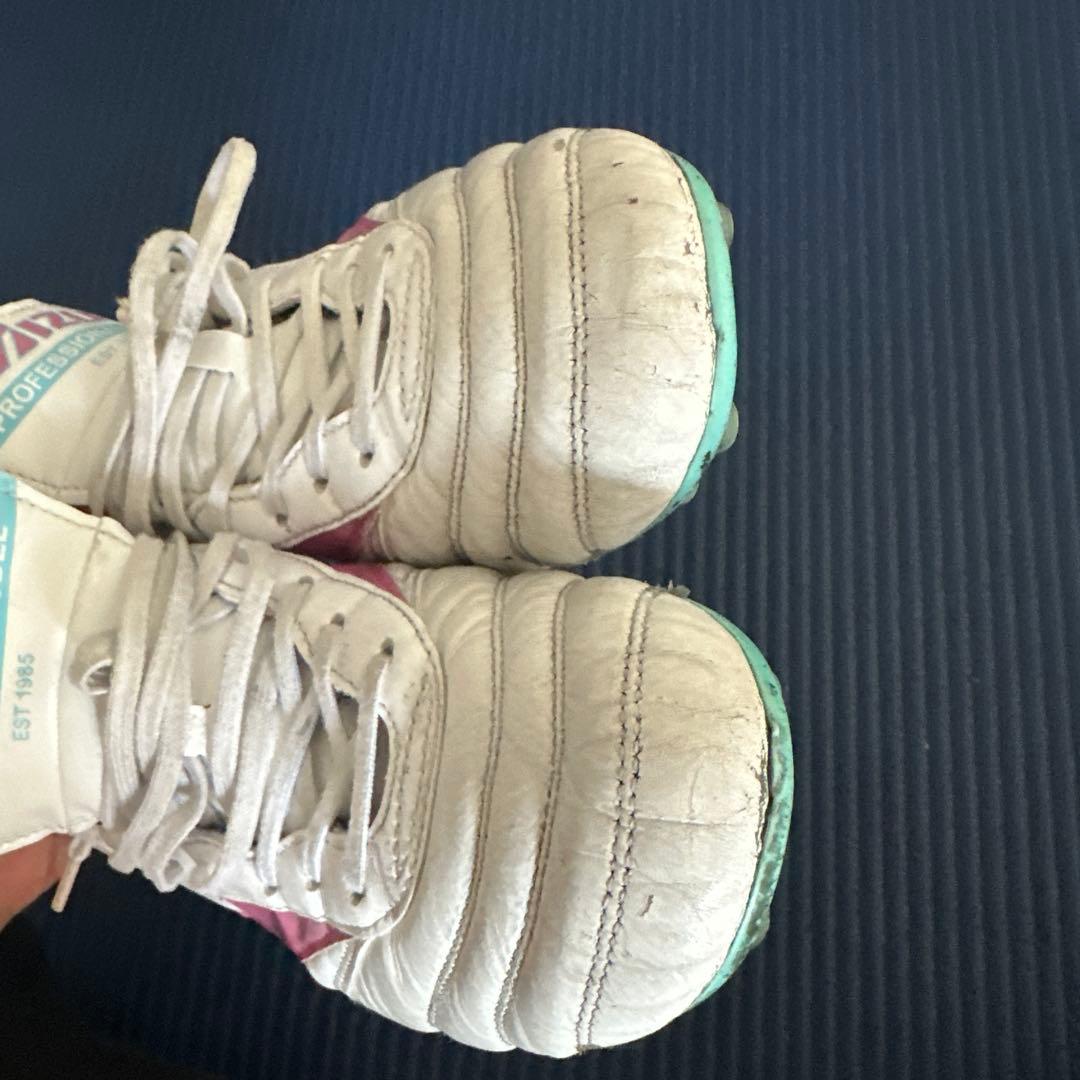 モレリア　AG ２８.５cm 海外モデル