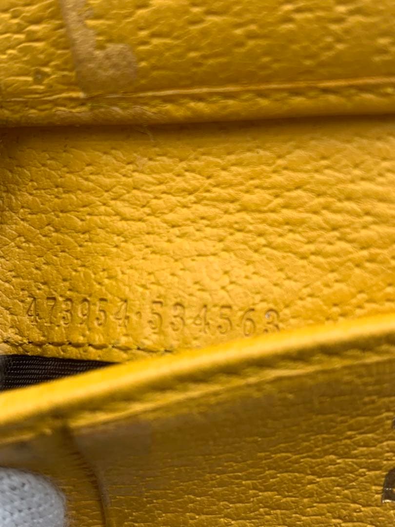 【希少】GUCCI ネオヴィンテージ　折り財布　GGスプリーム　レア P55