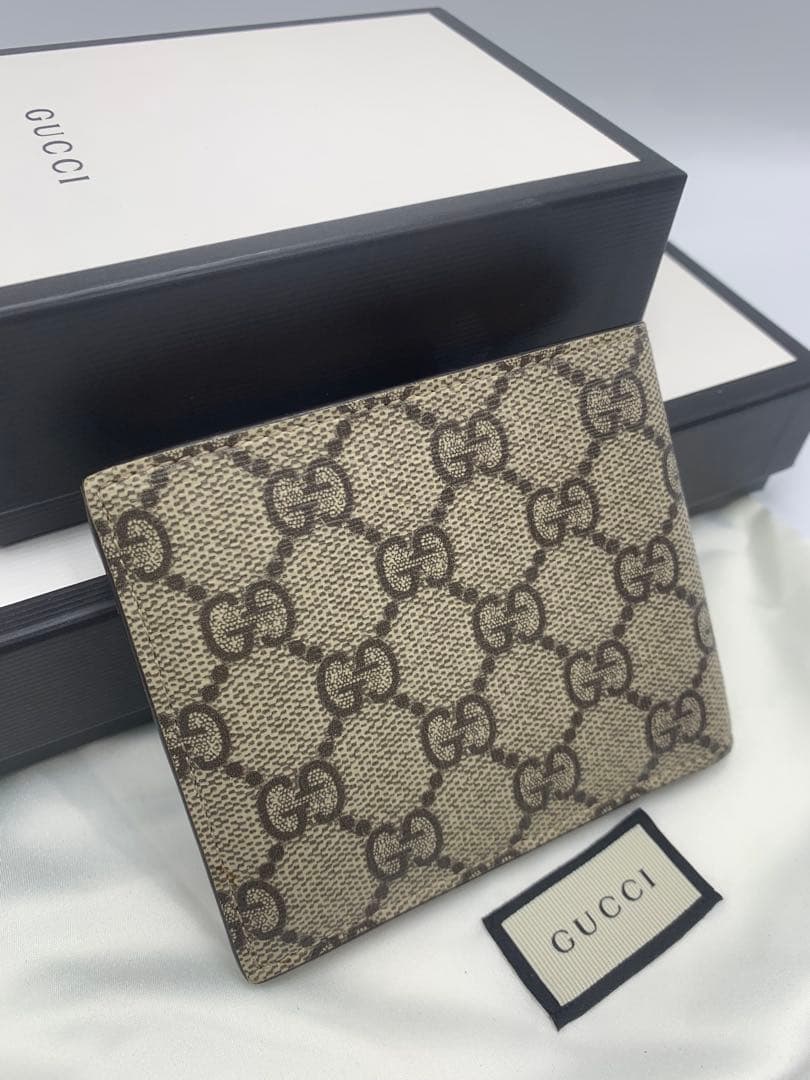 【希少】GUCCI ネオヴィンテージ　折り財布　GGスプリーム　レア P55