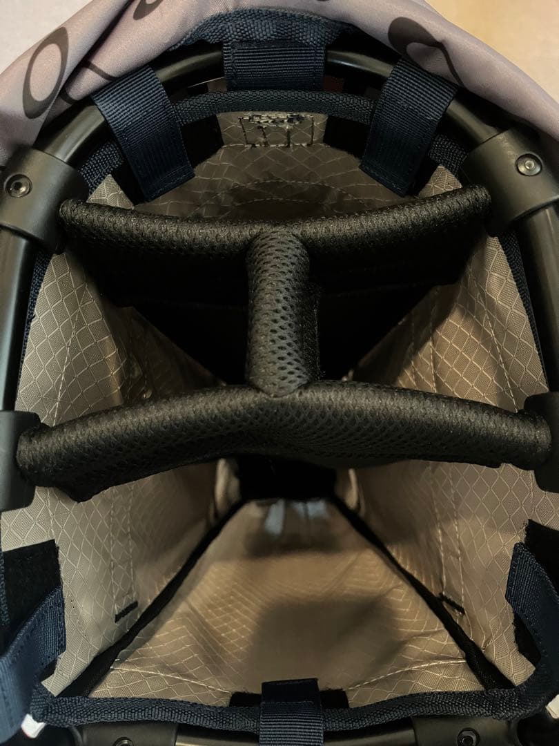 OAKLEY スタンド式ゴルフバッグ 9.5型 47インチ クリーム/ネイビー