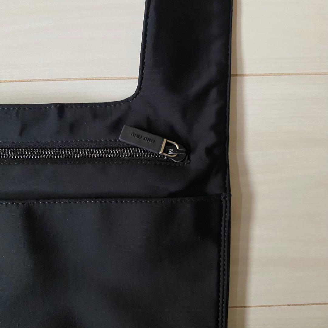 バッグ 1990s archive miumiu nylon shoulder bag