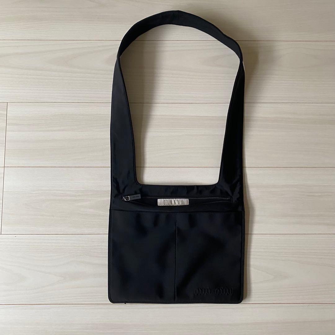 バッグ 1990s archive miumiu nylon shoulder bag