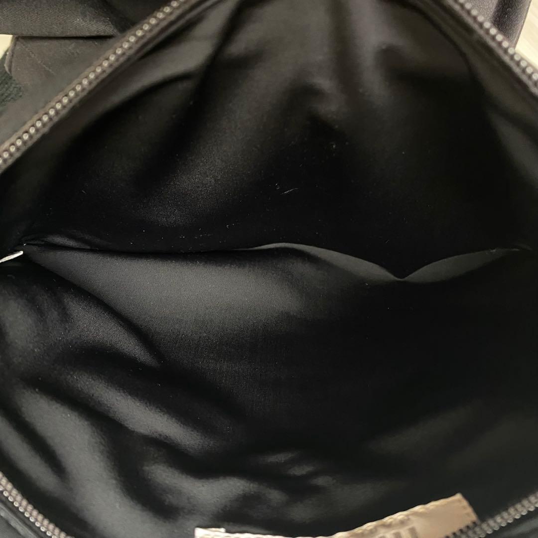 バッグ 1990s archive miumiu nylon shoulder bag