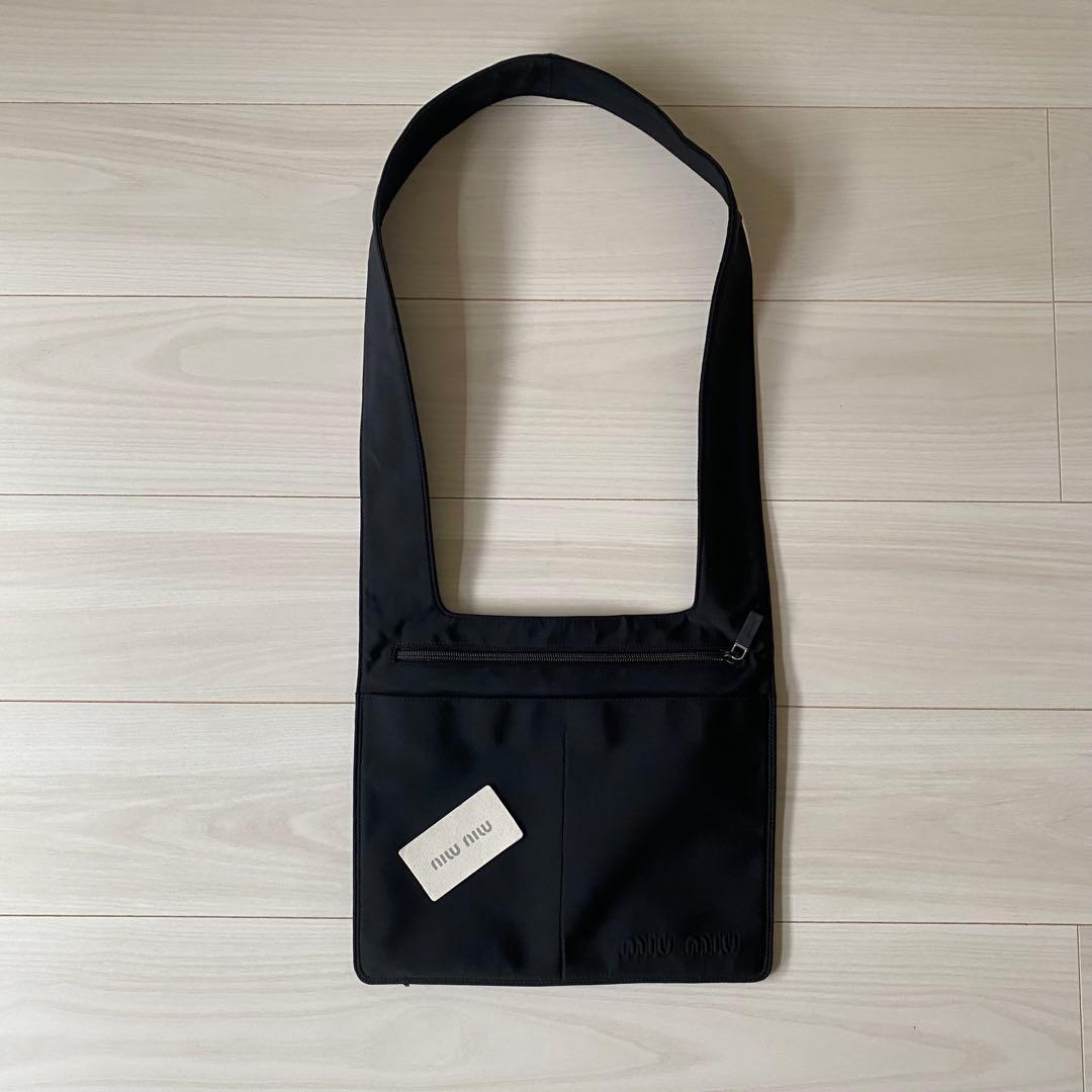 バッグ 1990s archive miumiu nylon shoulder bag