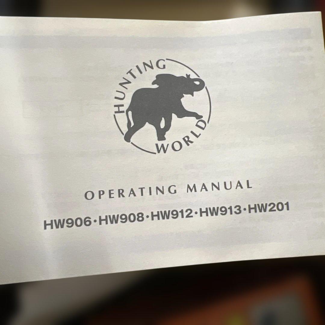 【保証書・冊子・箱付き美品】HUNTING WORLD スイス製クォーツ 腕時計