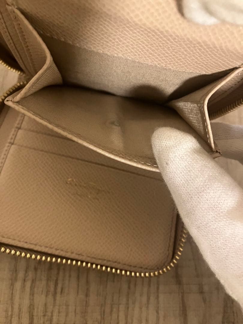 フェラガモ　財布　22-D156 マカダミア