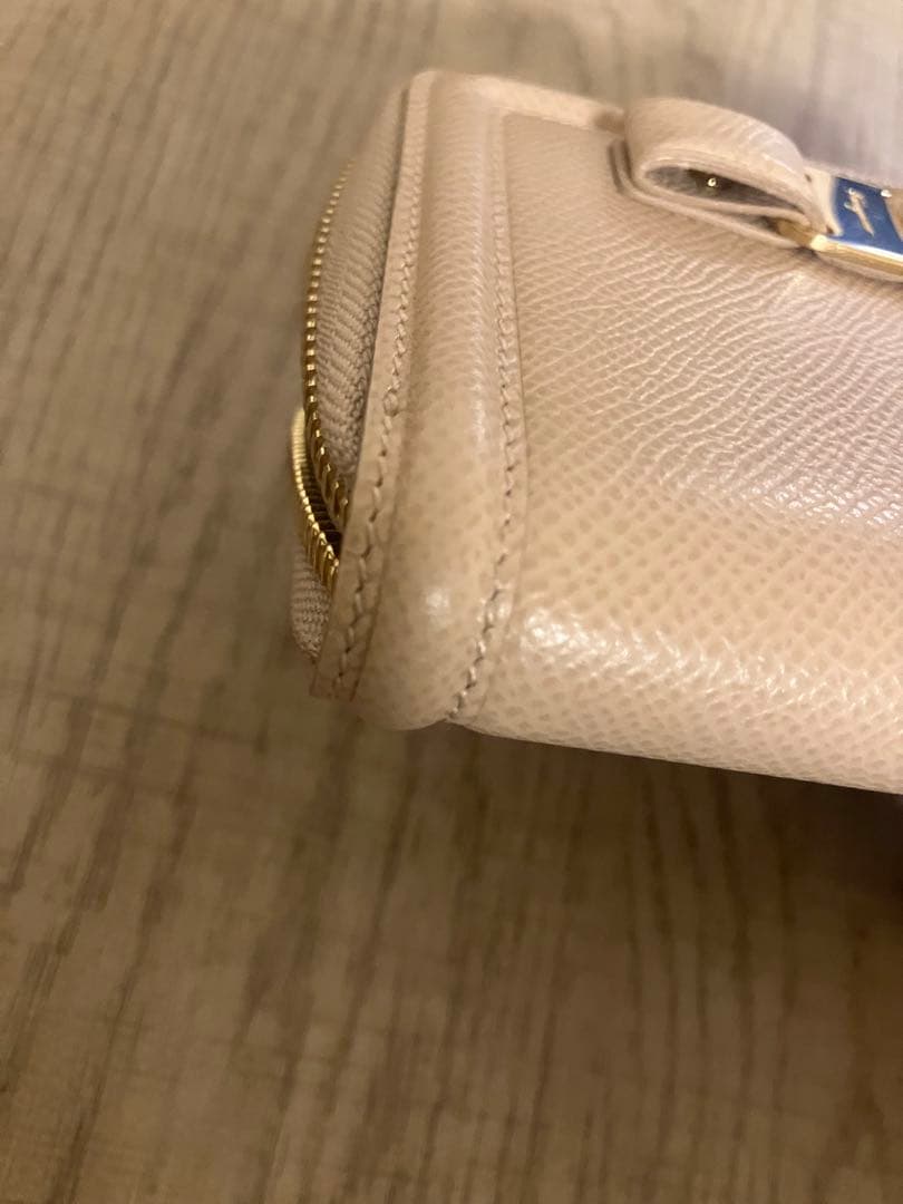 フェラガモ　財布　22-D156 マカダミア