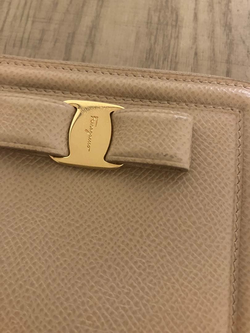 フェラガモ　財布　22-D156 マカダミア