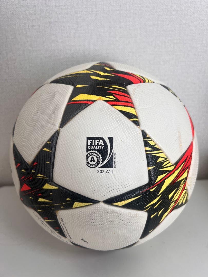 チャンピオンズリーグ　公式球　2014-15 フリースタイルフットボール