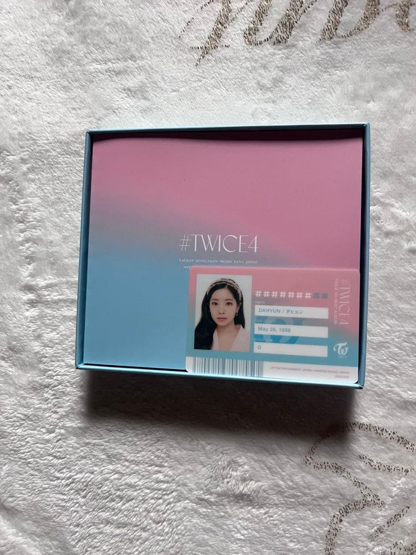 TWICE #TWICE4 初回限定盤Aと通常版セット クリアファイル付