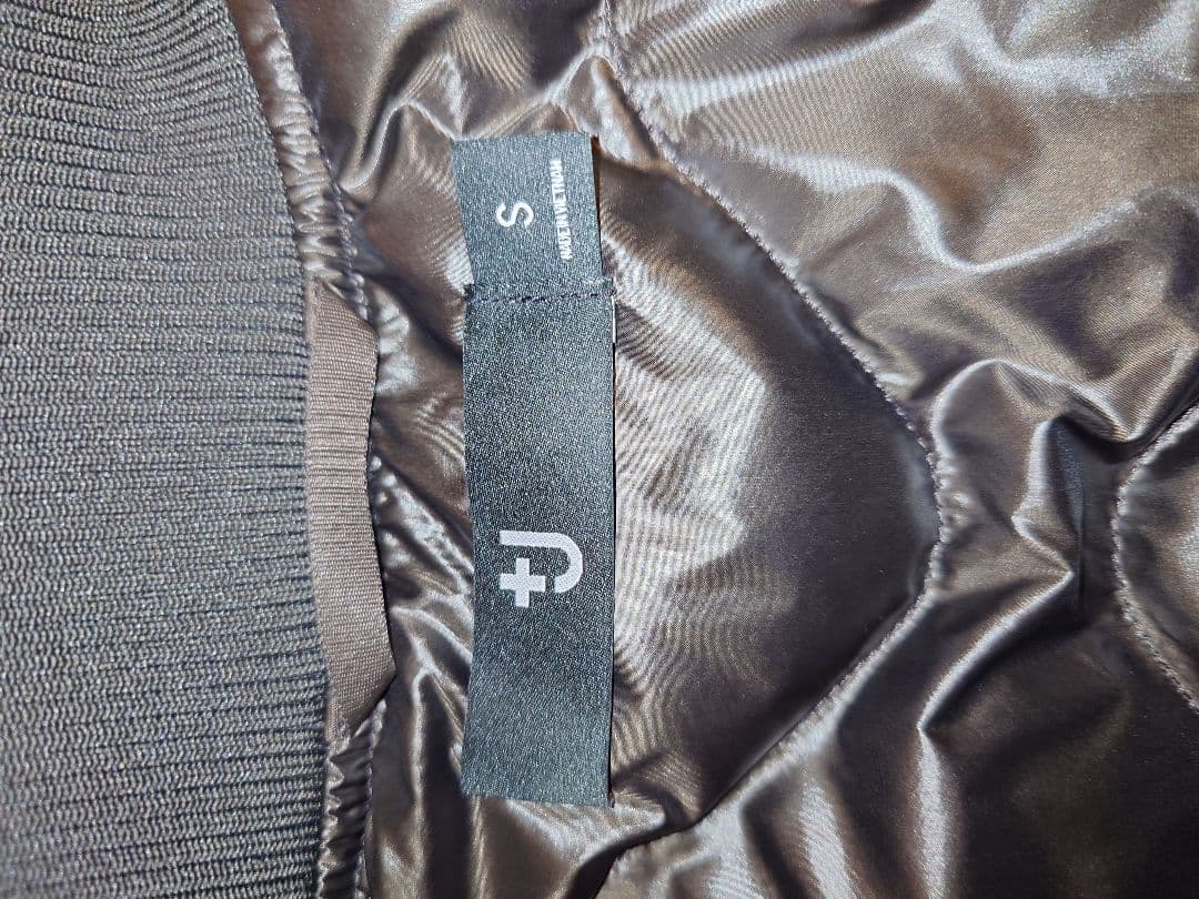 ユニクロ　+J復刻版ハイブリッドダウンオーバーサイズMA1 Sサイズ グレイ