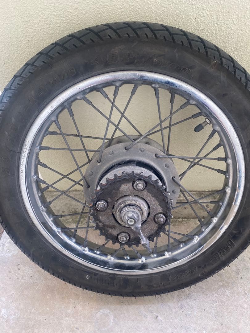 ホンダ　スーパーカブ110 14インチホイールセットのリアのみ（送料込み）