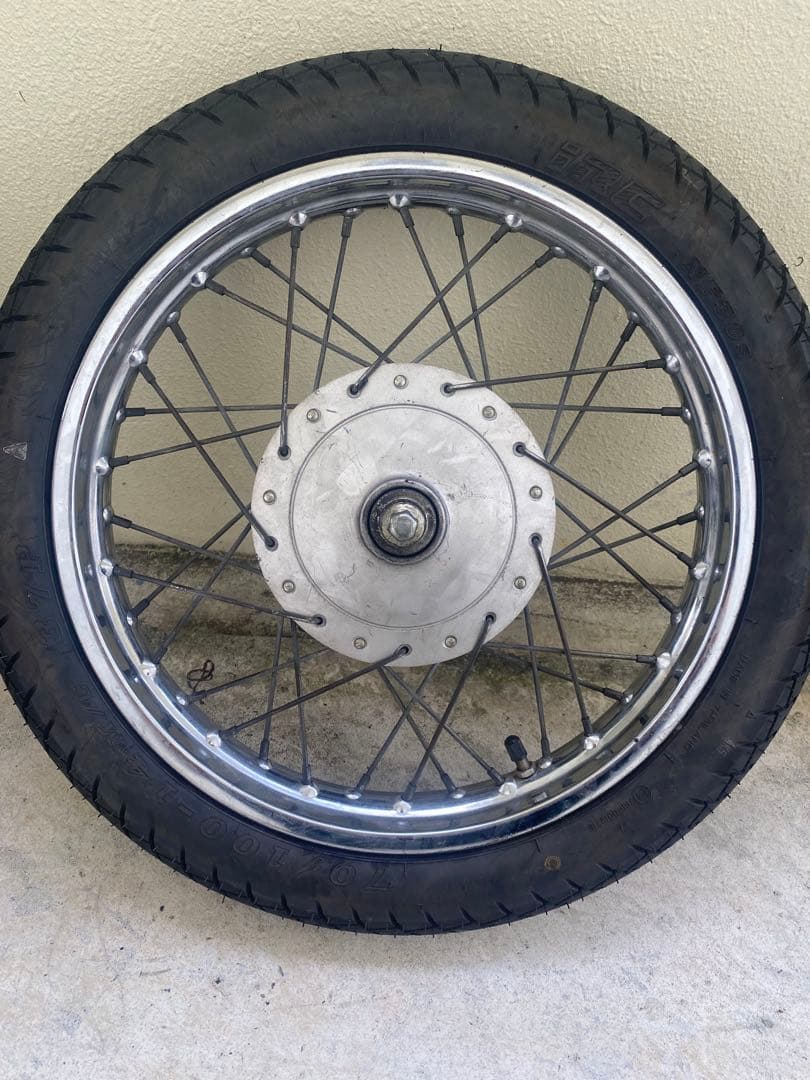 ホンダ　スーパーカブ110 14インチホイールセットのリアのみ（送料込み）