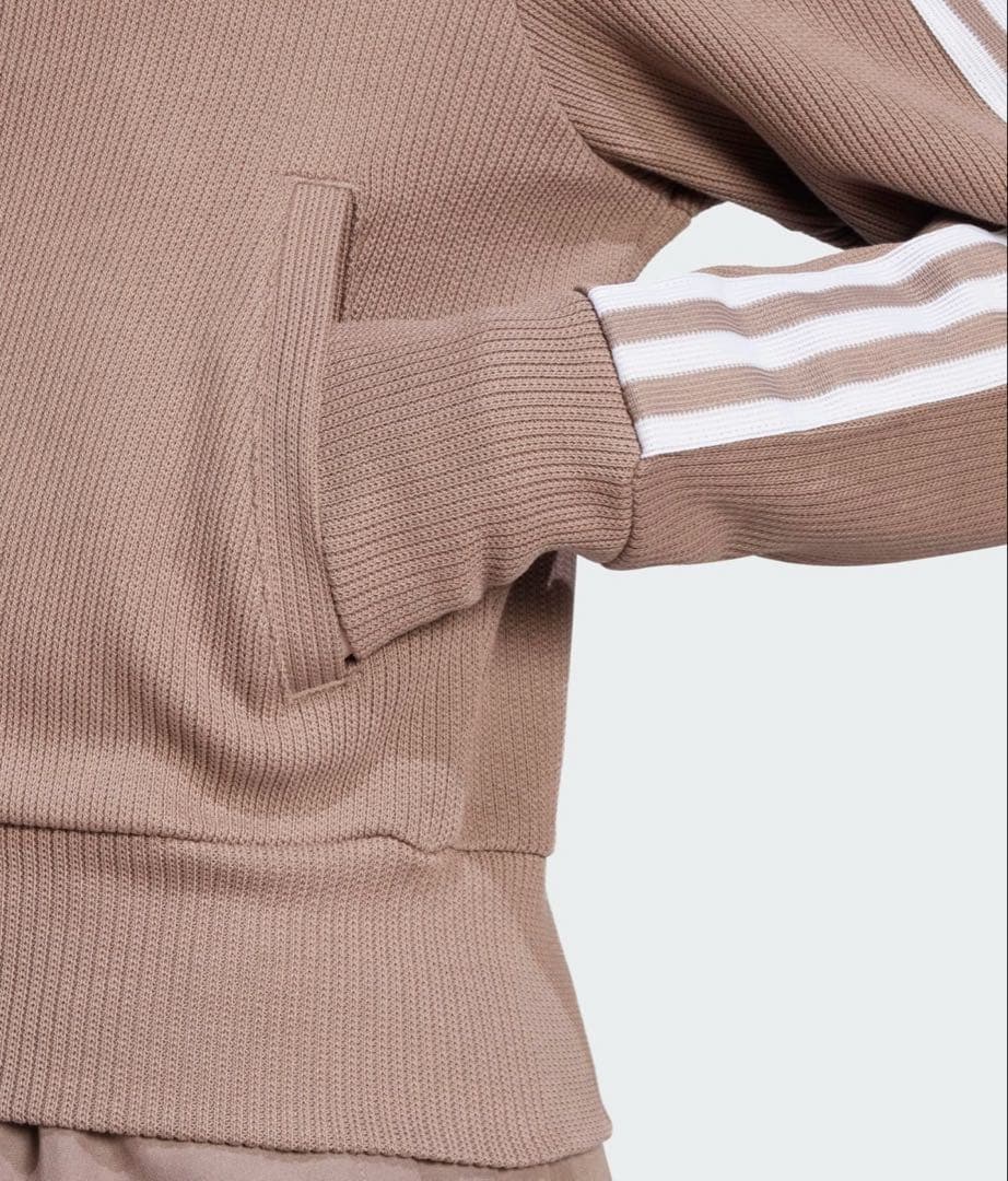 adidas ベージュ ジップアップジャケット