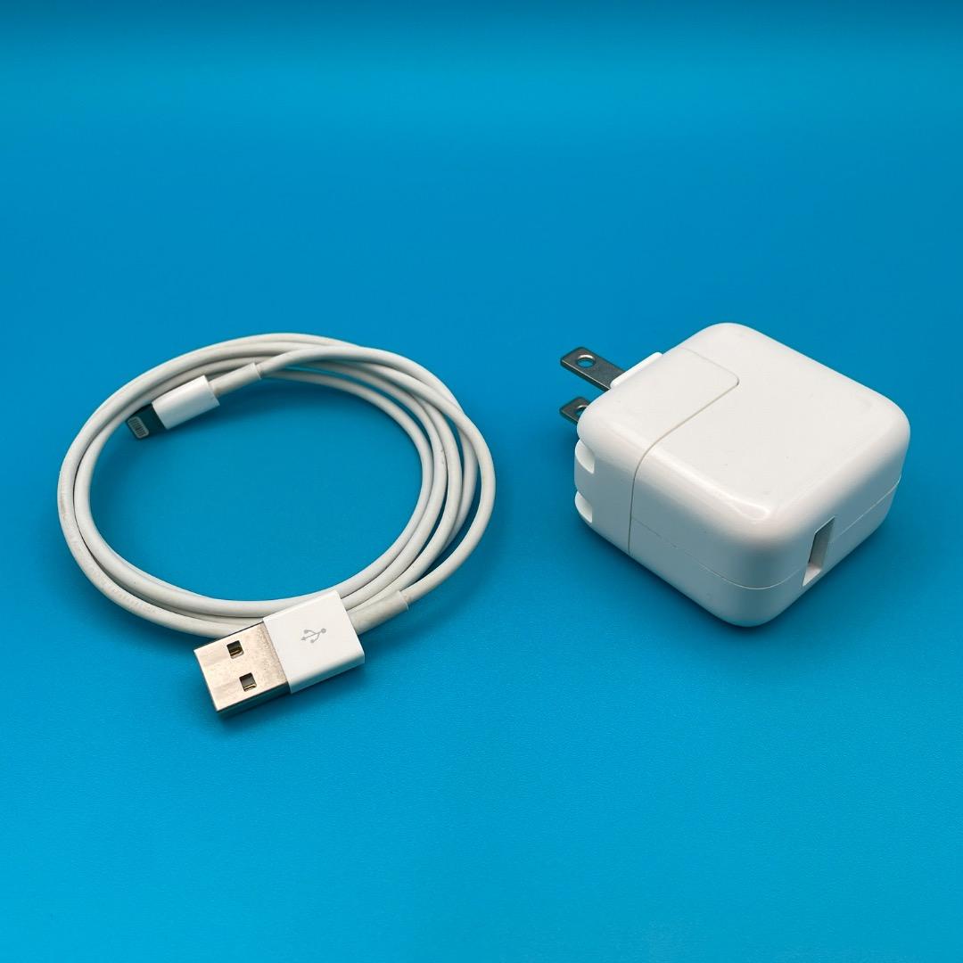 iPad (第5世代) Wi-Fi + Cellularモデル128GB