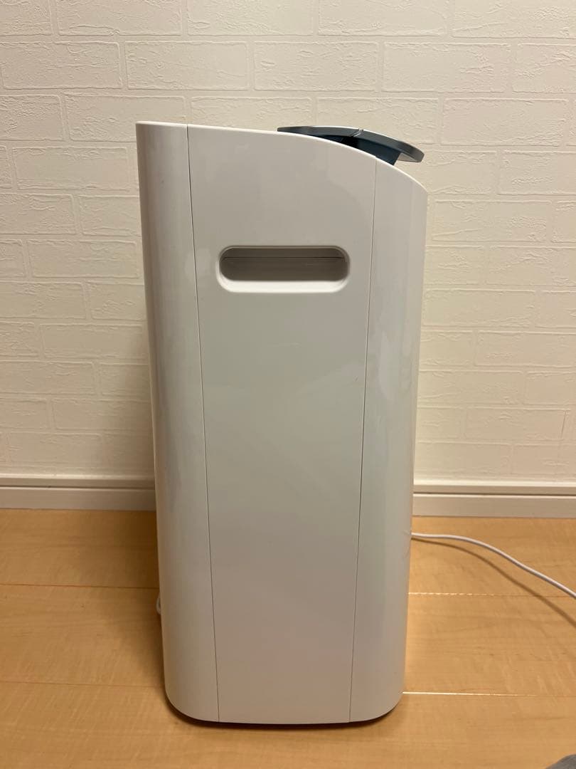 【値下先着順★】SHARP★CV-EF120-W 空気清浄機能付除湿機