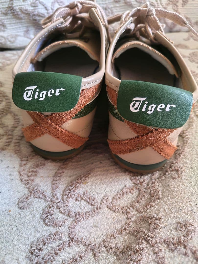 Onitsuka Tiger MEXICO66スニーカー【24.5】