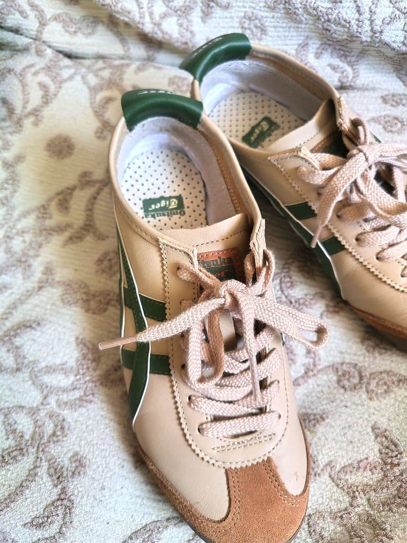 Onitsuka Tiger MEXICO66スニーカー【24.5】