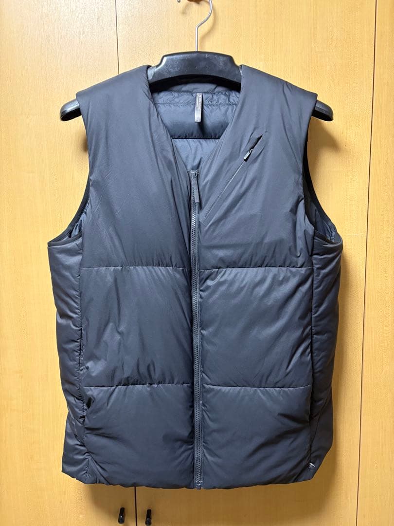 【24年製】VEILANCE ConduitDownVest ダウン ベスト