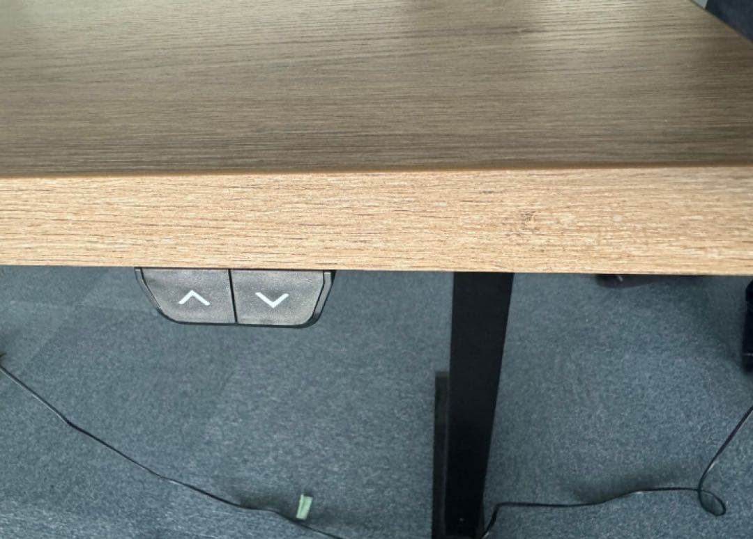 3台　昇降式デスク電動式で上下　幅1,200奥行650高さ720～1200