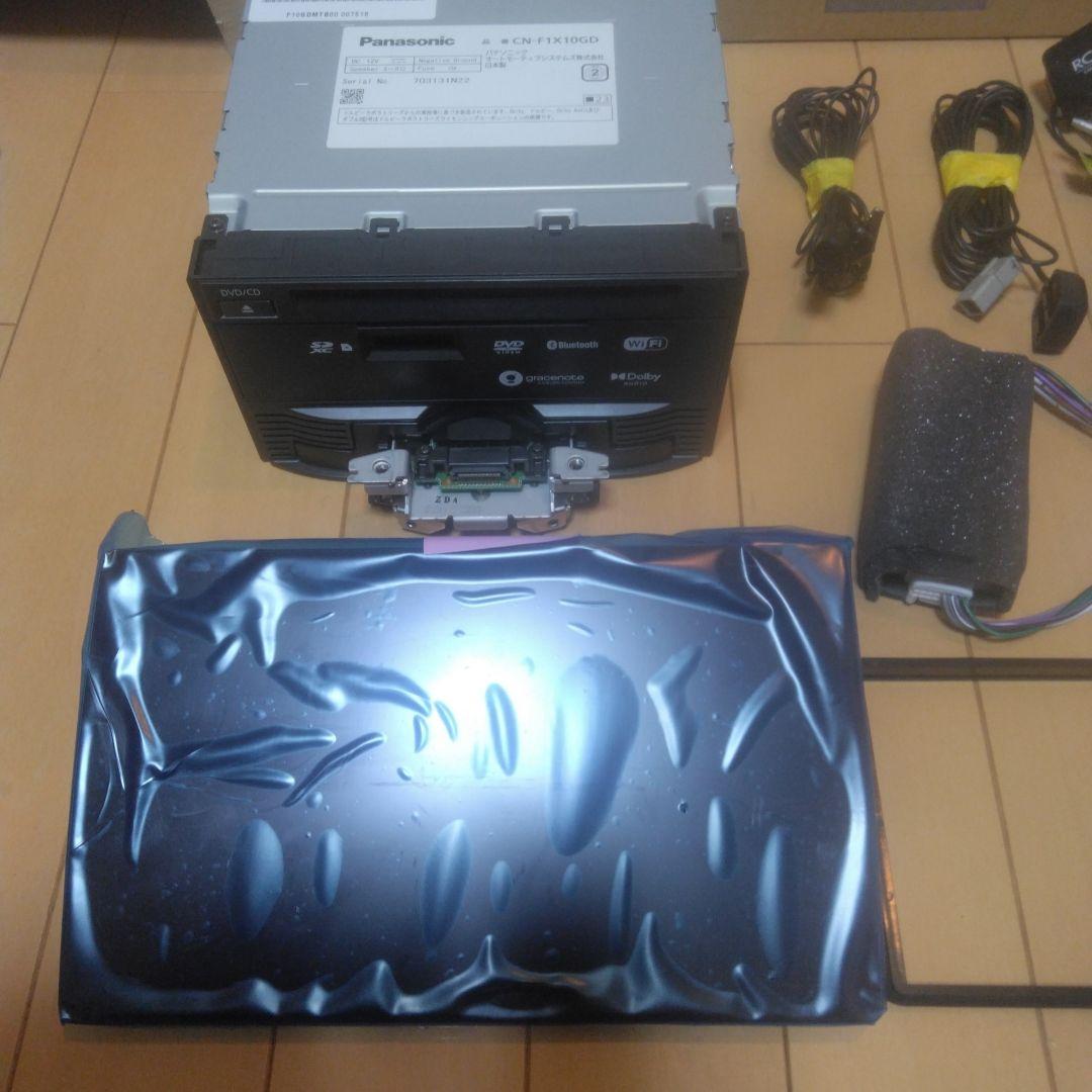 パナソニックストラーダ10インチCN-F1X10GD