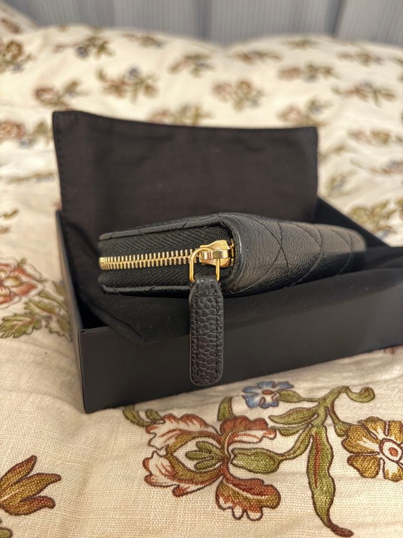 CHANEL クラシック ジップ パース