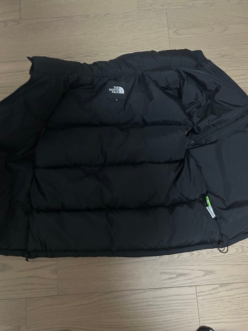 【超美品】THE NORTH FACE ヌプシブラック ダウンベスト　Ｍサイズは