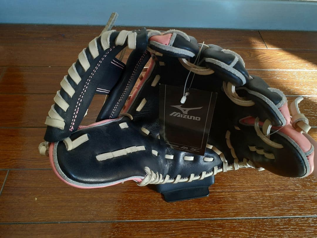 Mizuno軟式用グローブ ブラック/ピンクオールラウンド用