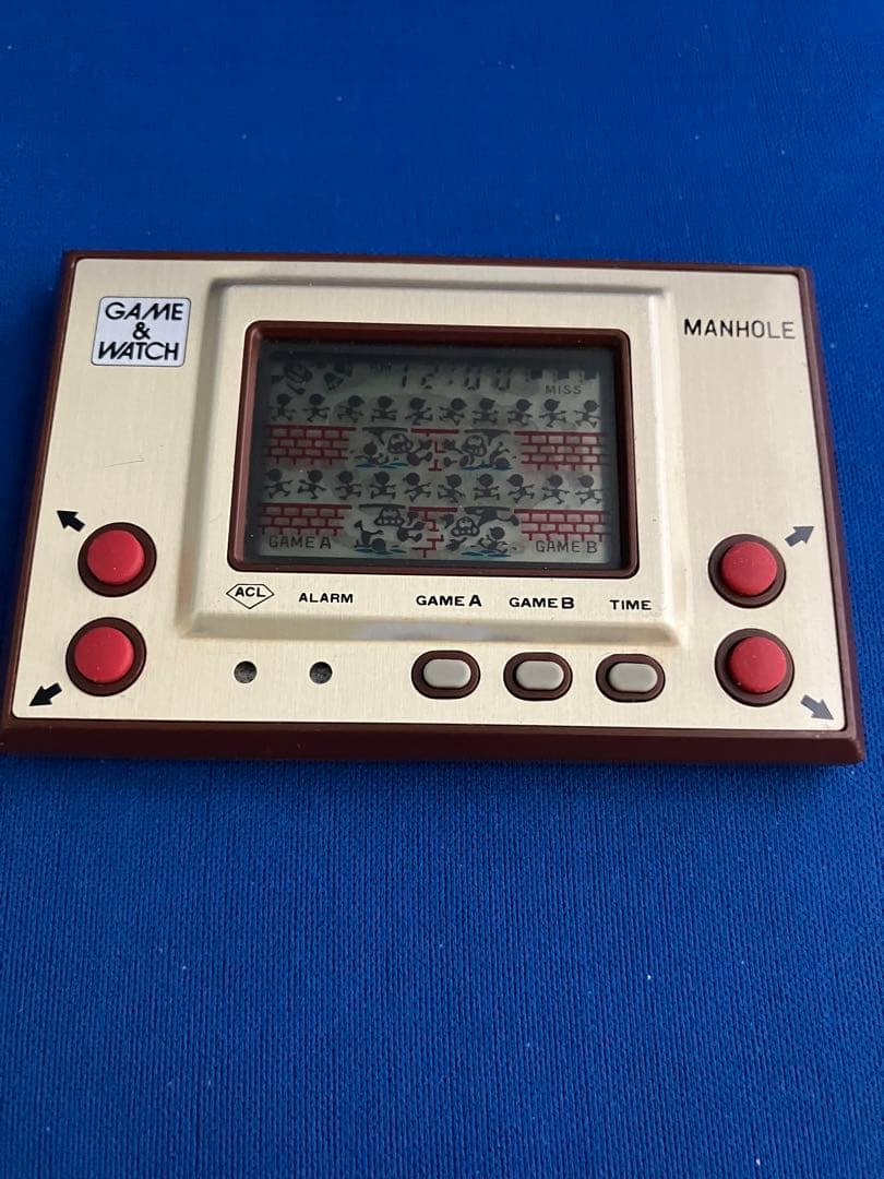 任天堂 ゲームウォッチ　マンホール