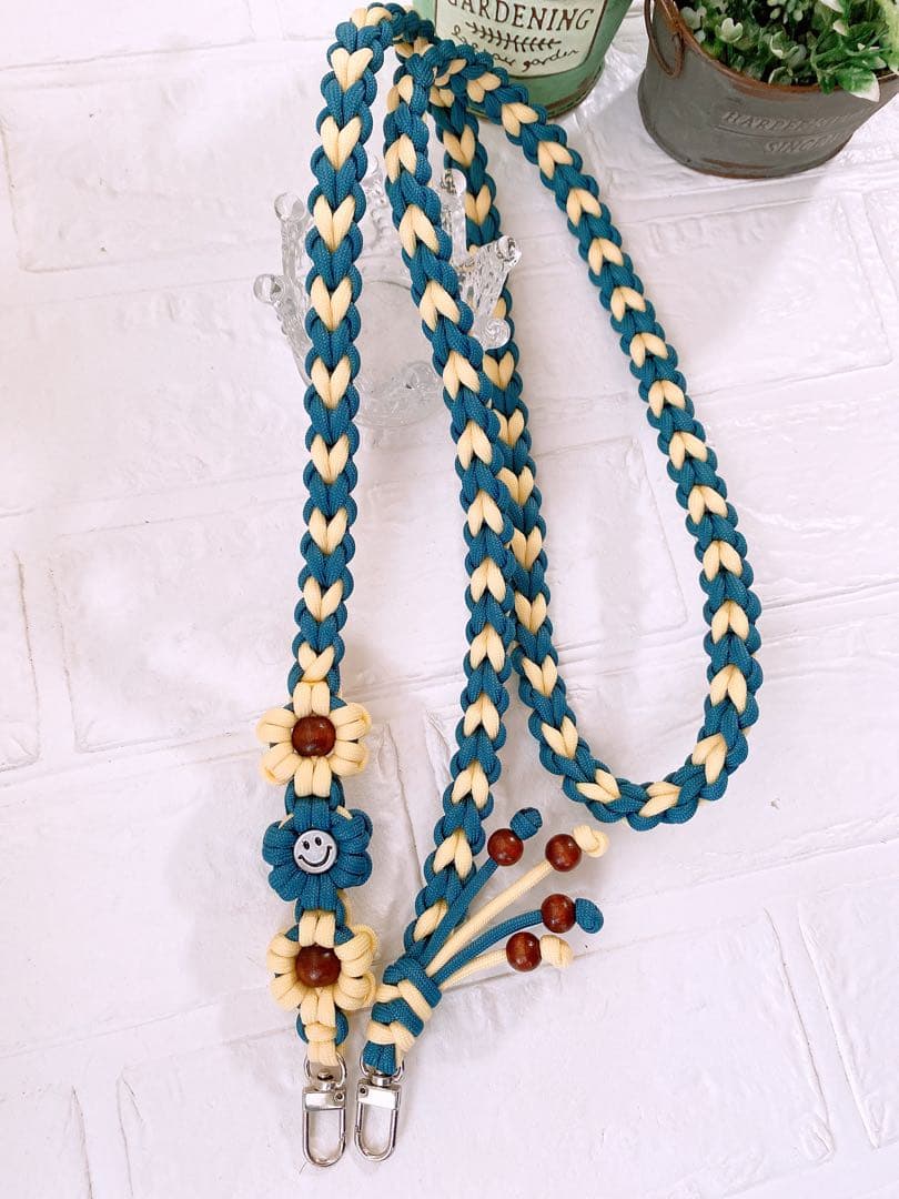 パラコードストラップ（hobbit）