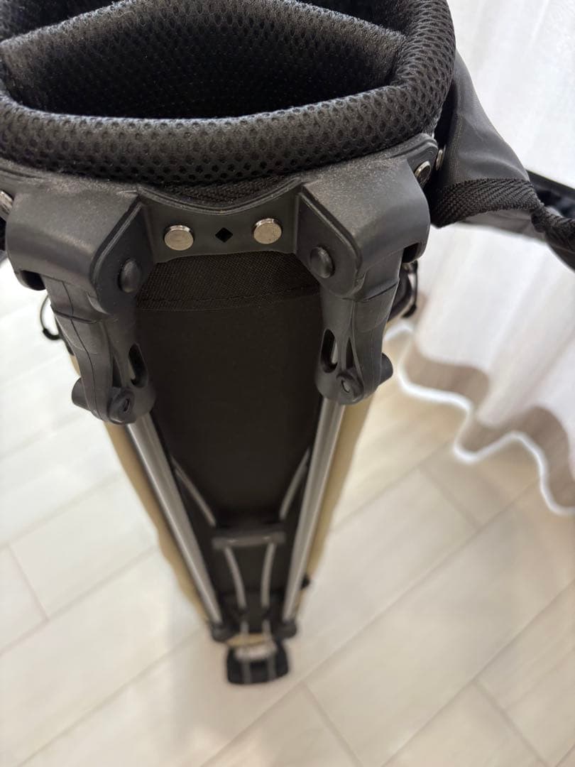 デサントキャディバッグDQBVJJ05 軽量 コンパクト スタンド