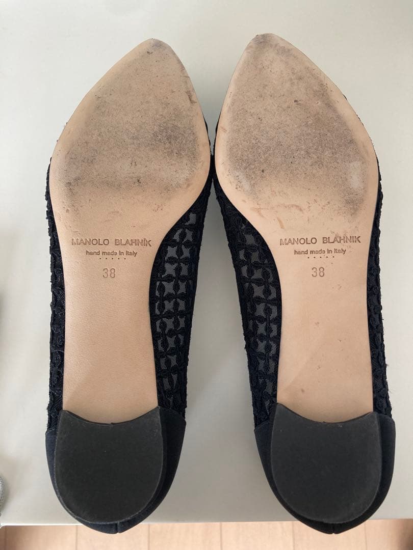 Manolo Blahnik TIAKALA レースフラットパンプス　ブラック
