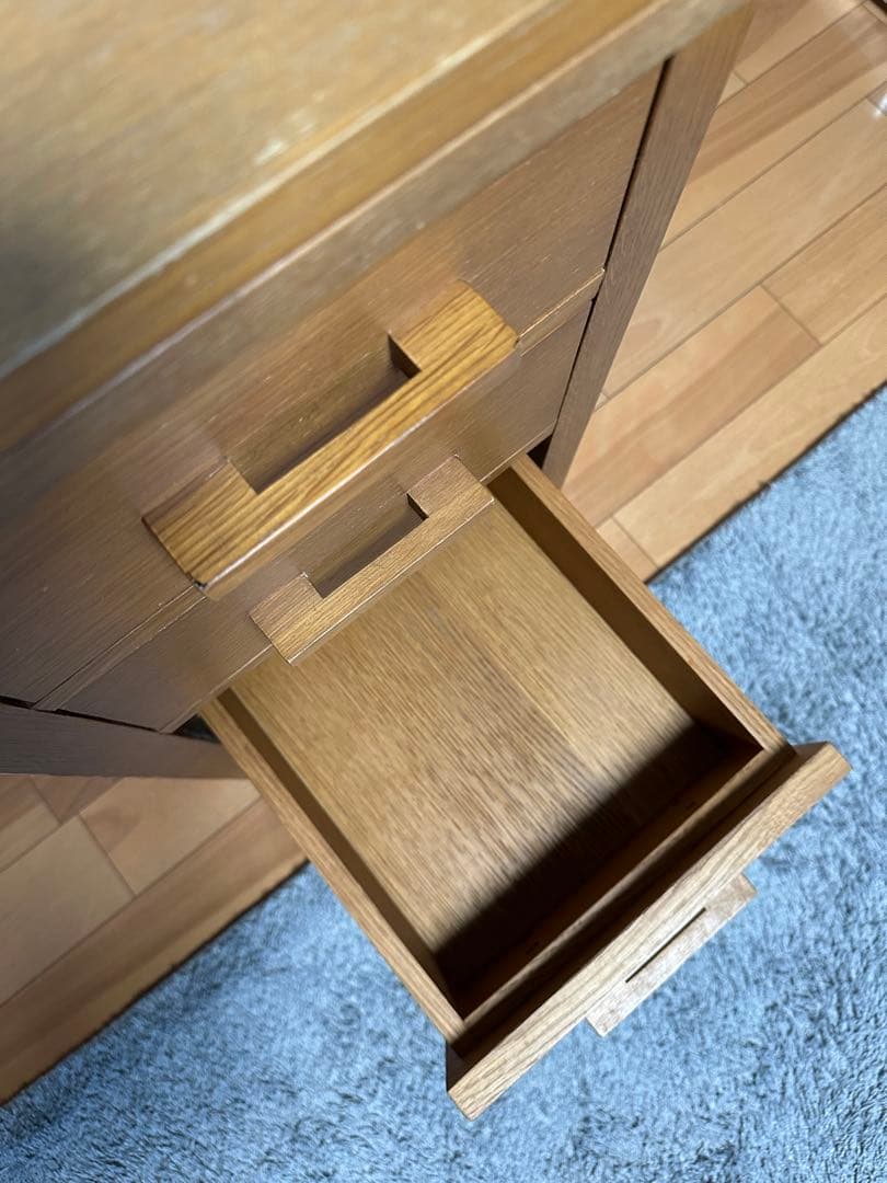 尼赤ずきん　unico noteデスク