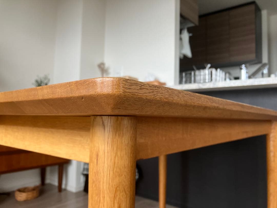 【大幅値下げしました】オーク無垢材 木製ダイニングテーブル 4人用