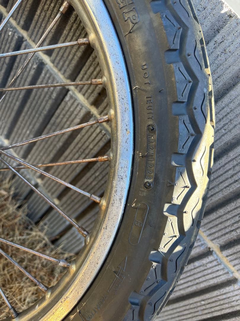 GS400 純正スポークホイール　タイヤ