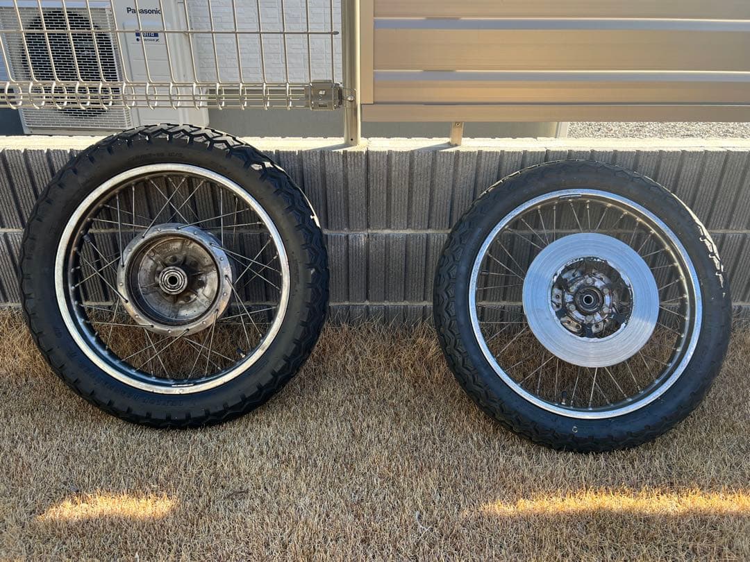 GS400 純正スポークホイール　タイヤ