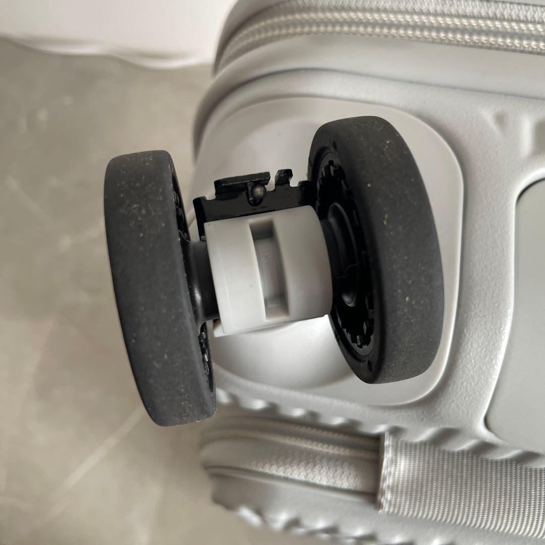 イノベーター38リットル　ストーン