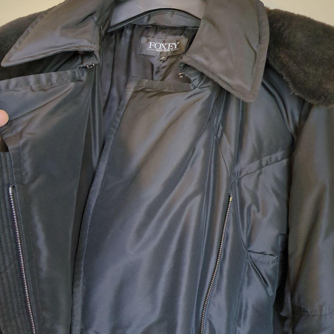 FOXEY ファー襟付き黒ロングコート