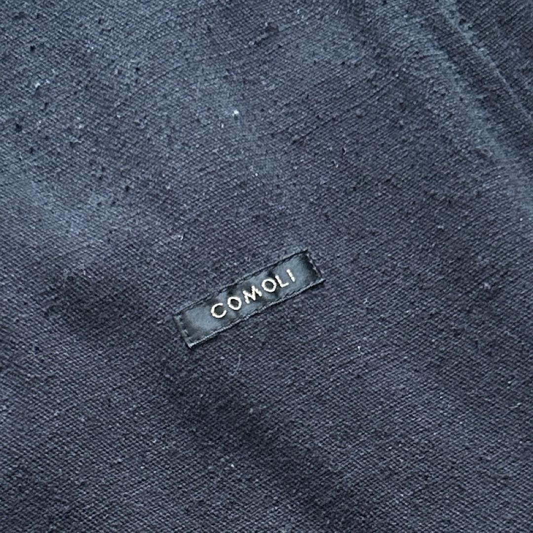 コモリ シルク ローブボタン ノーカラー ジャケット シルク ブラック