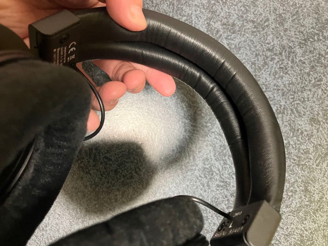 ヘッドホン beyerdynamic DT 1990 PRO