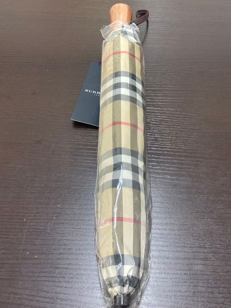 未使用品　バーバリー折りたたみ傘　BURBERRY