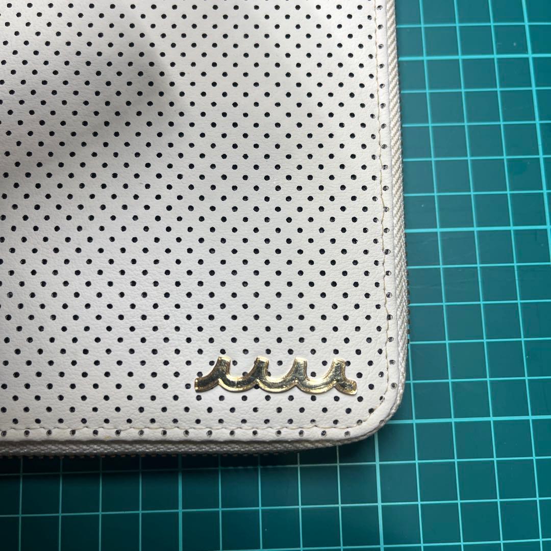 ムータ　トラベルウォレット　財布