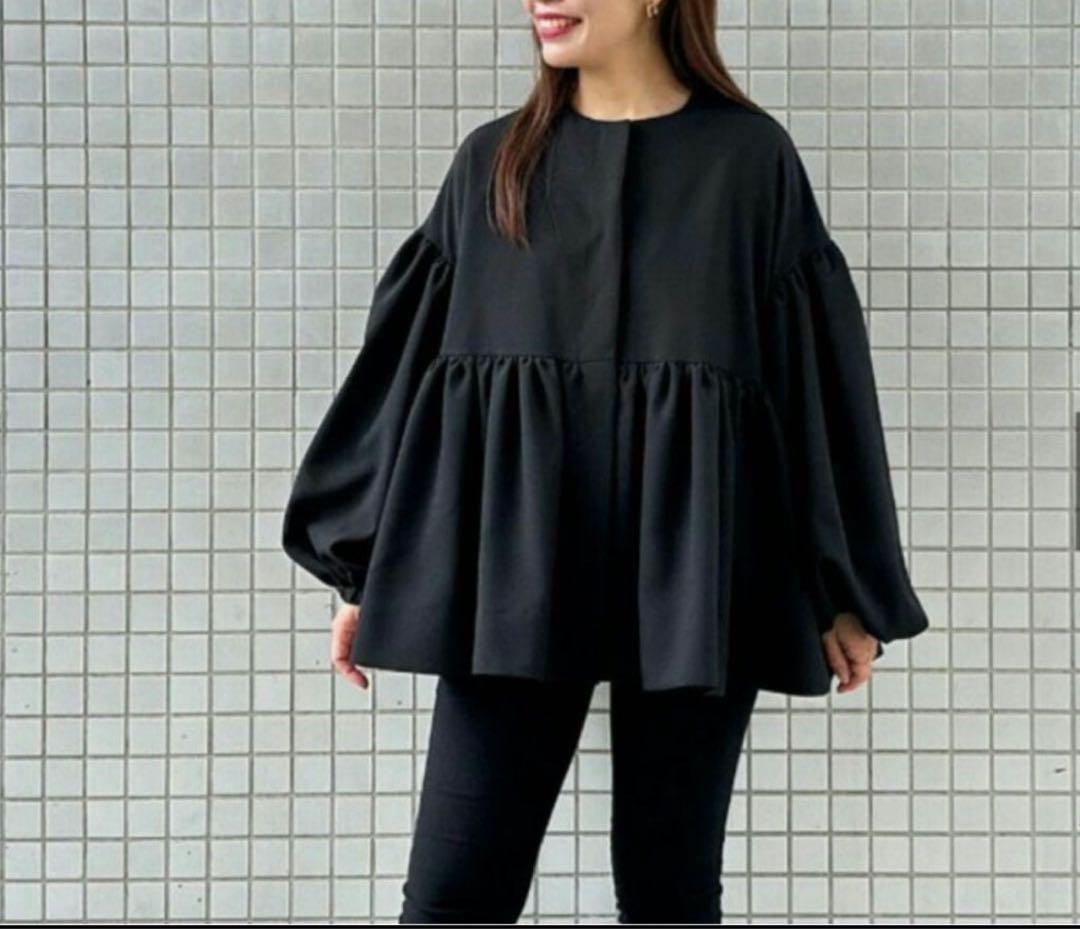 YOIHI フリルギャザージャケット　ブラック