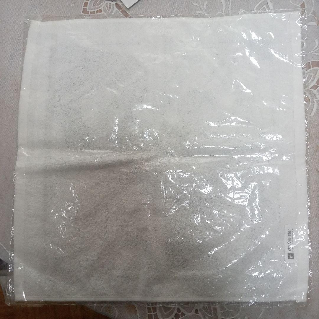 聖闘士星矢グッズ　黄金聖闘士タオル