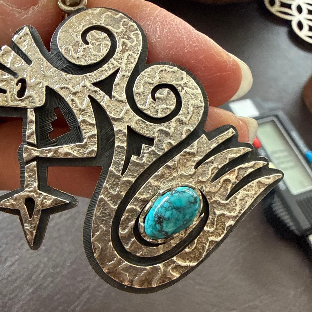 ホピ族　ルーベンソフキー　ペンダントトップ　ターコイズ